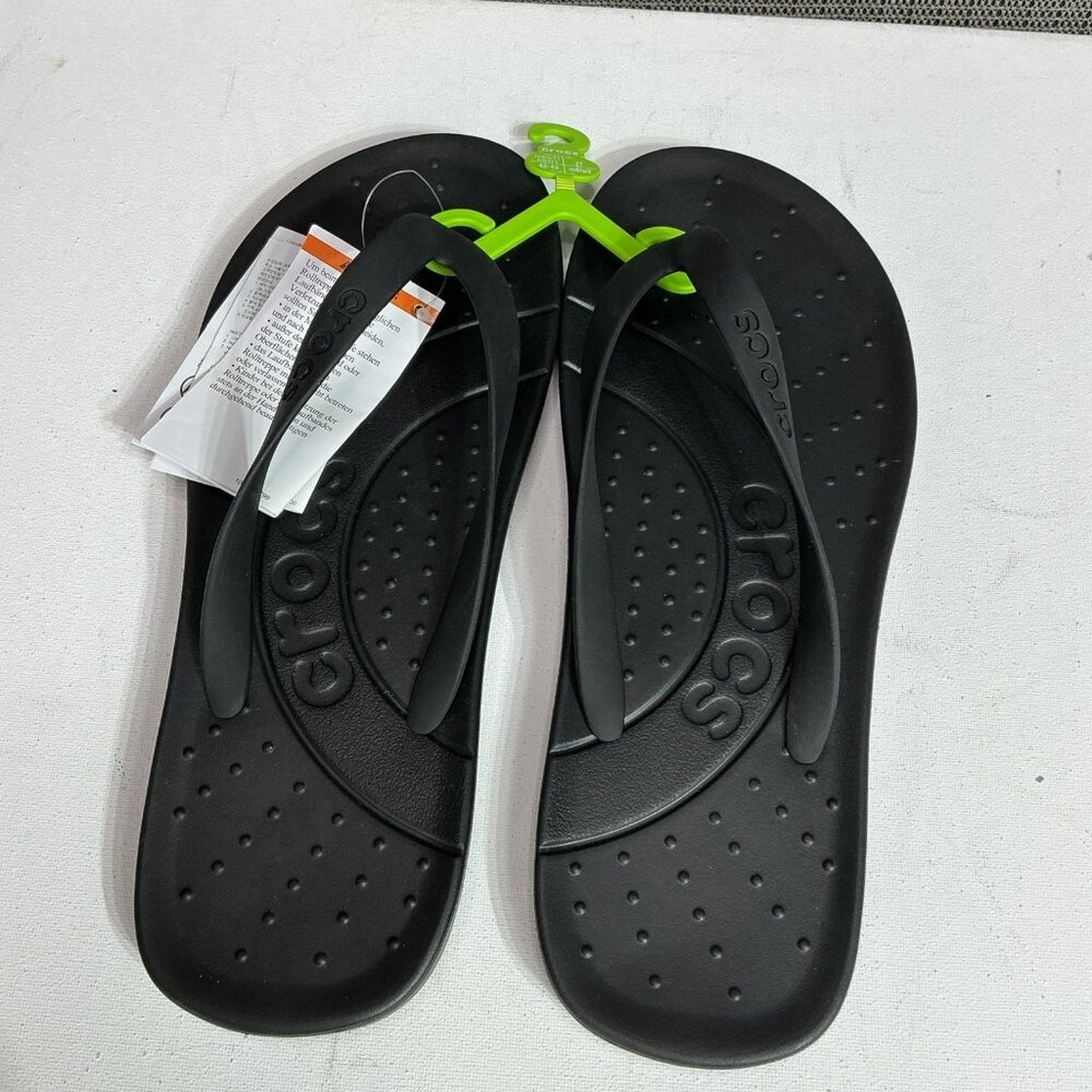 Crocs Flip Shoes Mens Size 9 Women’s 11 Thong Sandals Comfort Black - Picture 1 of 8